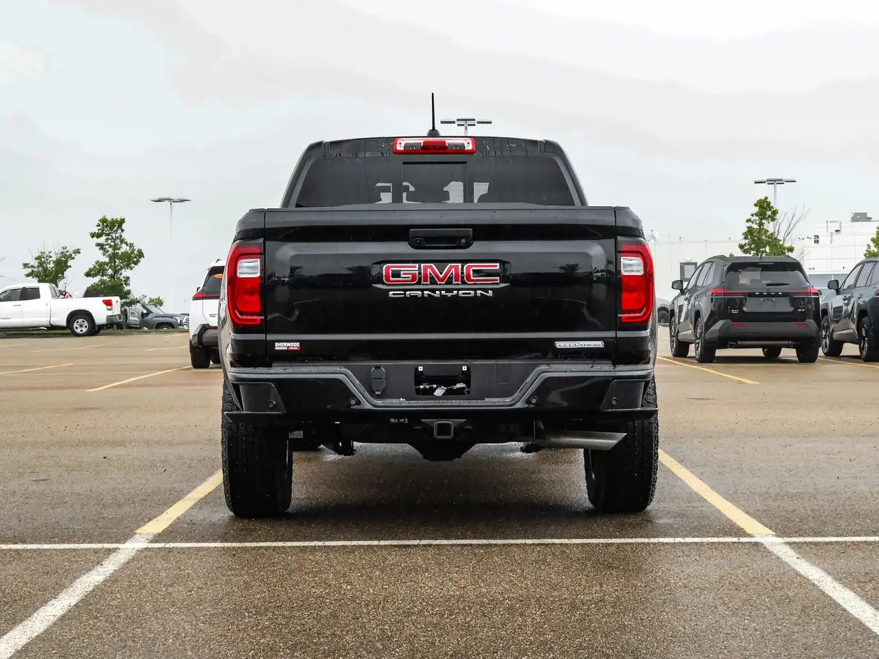 GMC Canyon снимка GMC Canyon