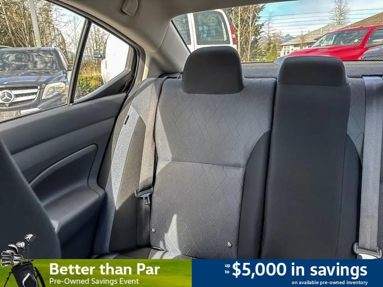 Nissan Versa снимка Nissan Versa