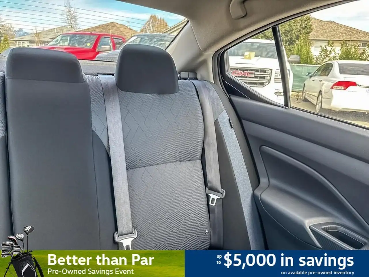Nissan Versa снимка Nissan Versa