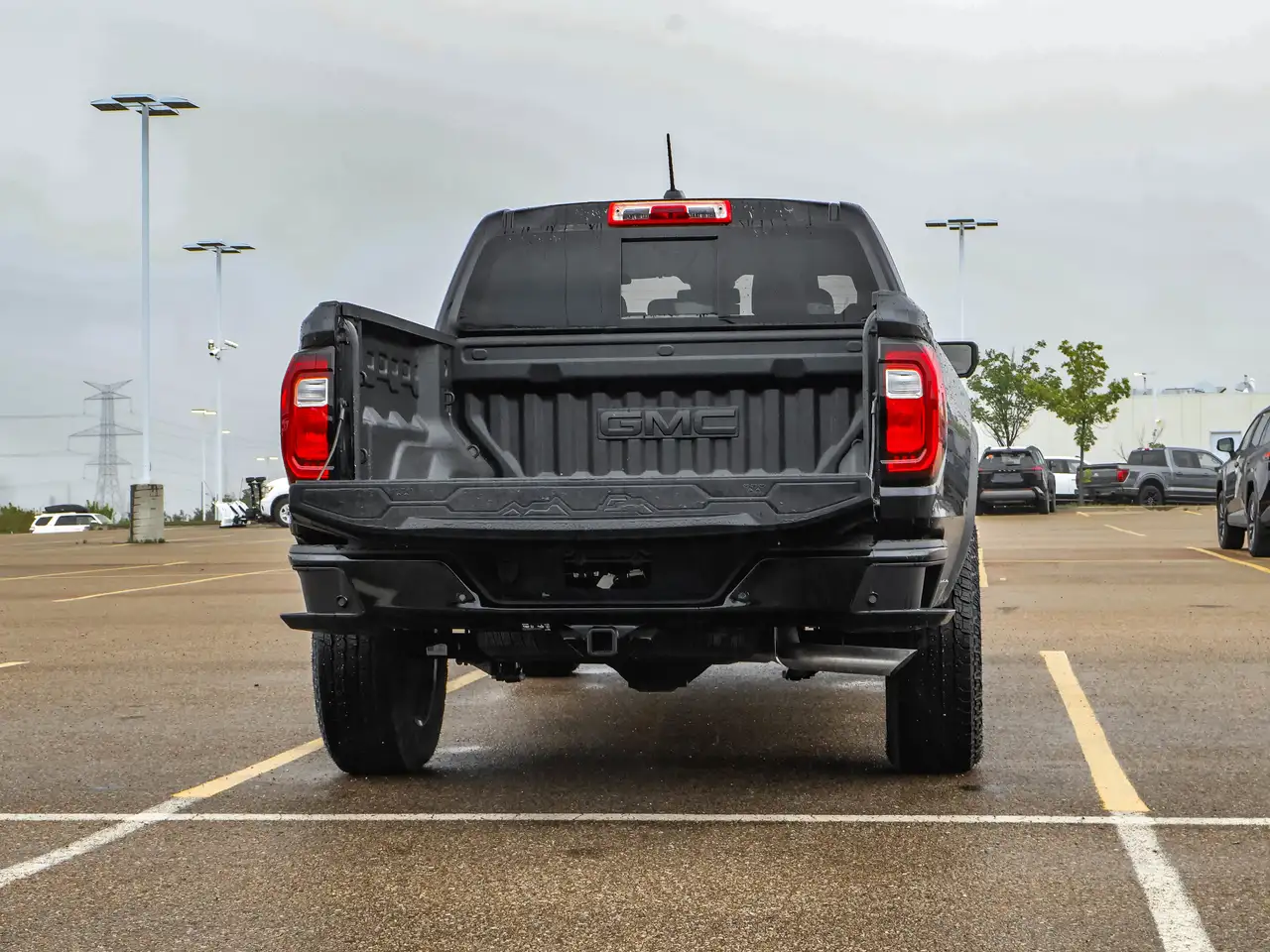 GMC Canyon снимка GMC Canyon
