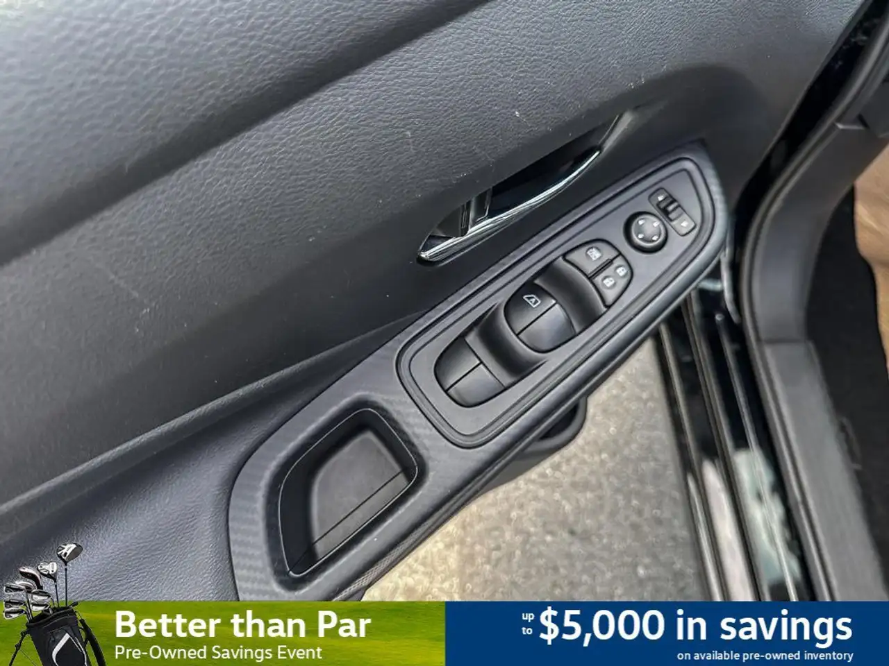 Nissan Versa снимка Nissan Versa