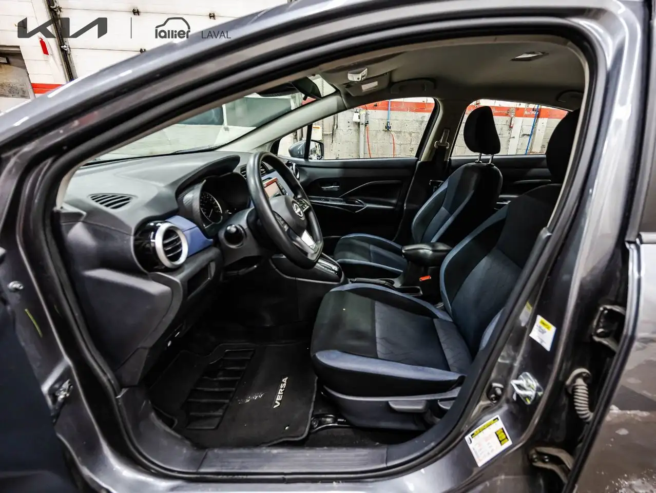 Nissan Versa снимка Nissan Versa