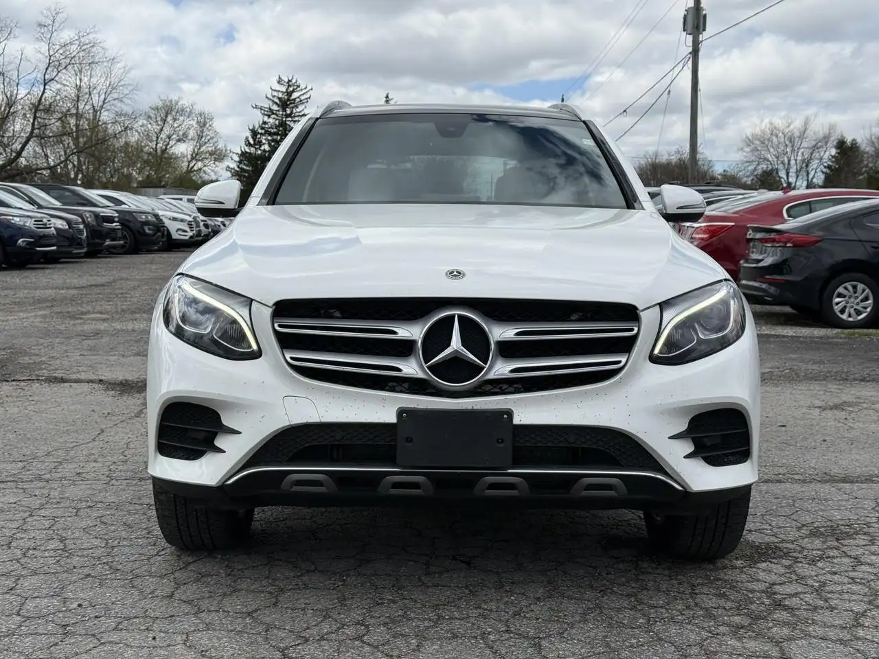 Mercedes-Benz GLC снимка Mercedes-Benz GLC