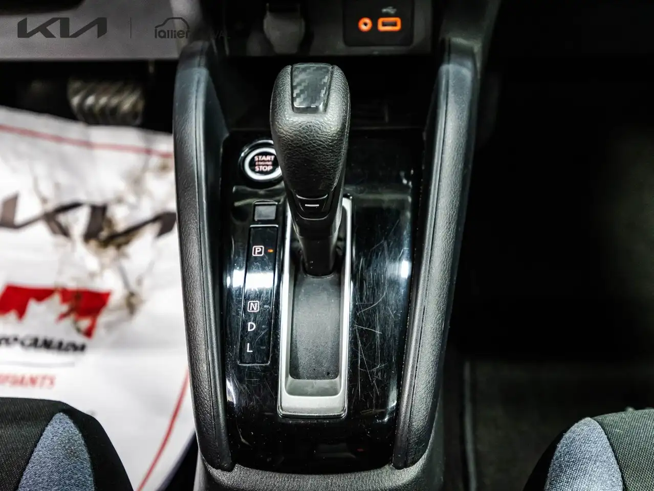 Nissan Versa снимка Nissan Versa
