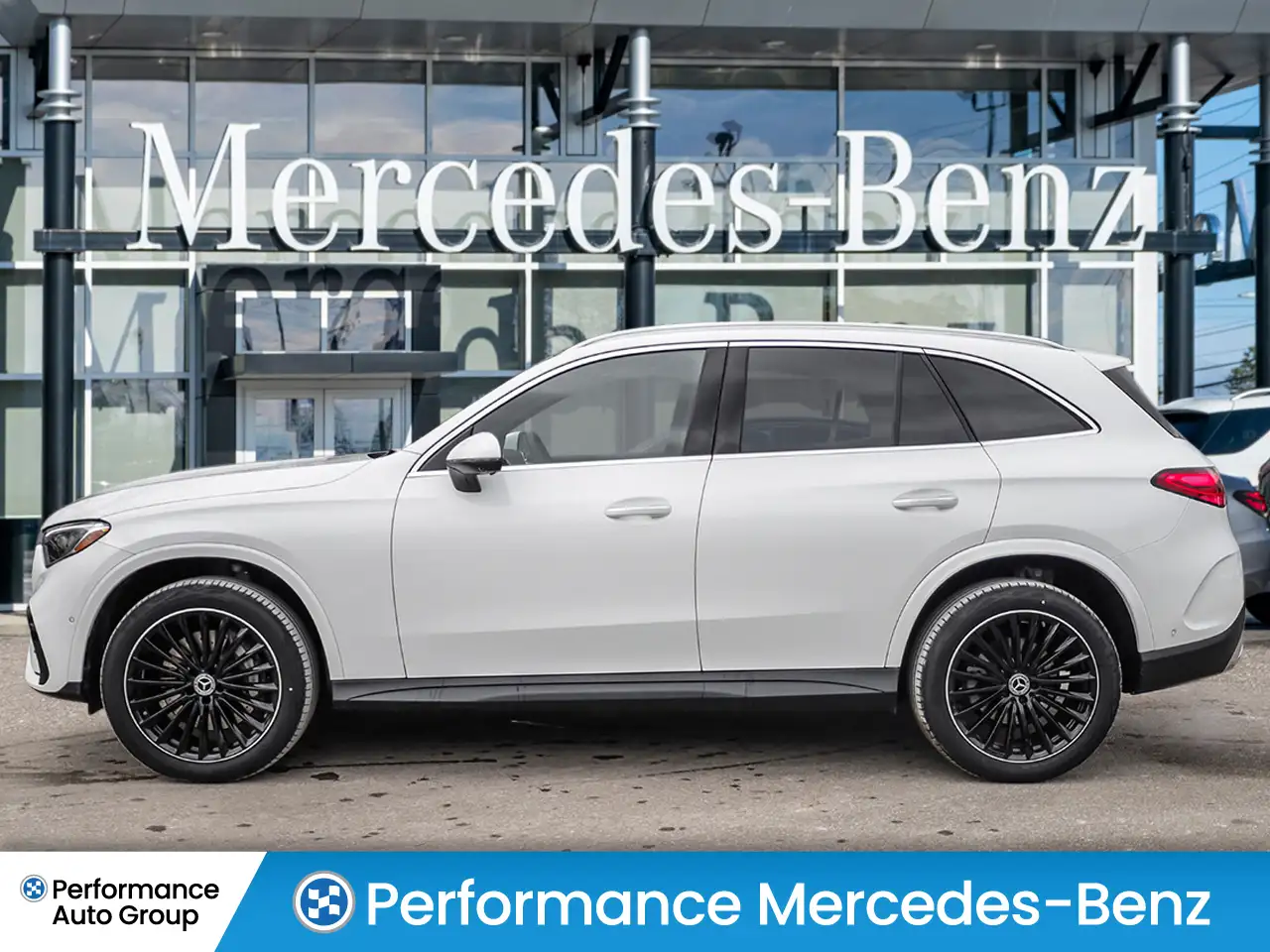 Mercedes-Benz GLC снимка Mercedes-Benz GLC