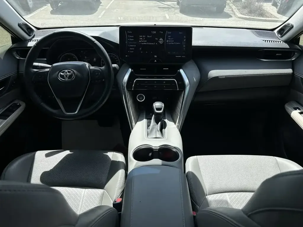 Toyota Venza снимка Toyota Venza