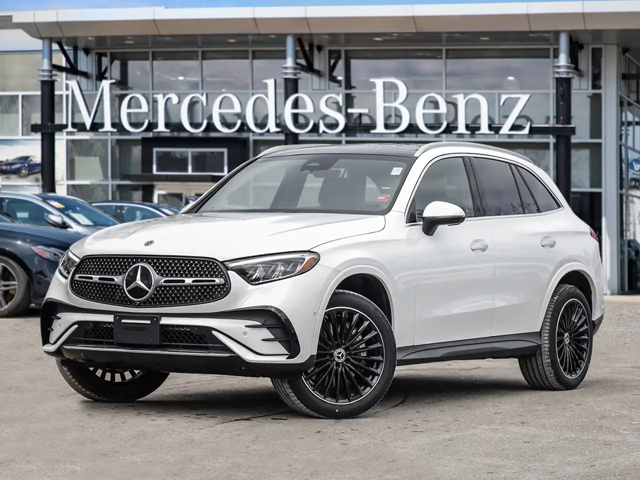 Mercedes-Benz GLC снимка Mercedes-Benz GLC