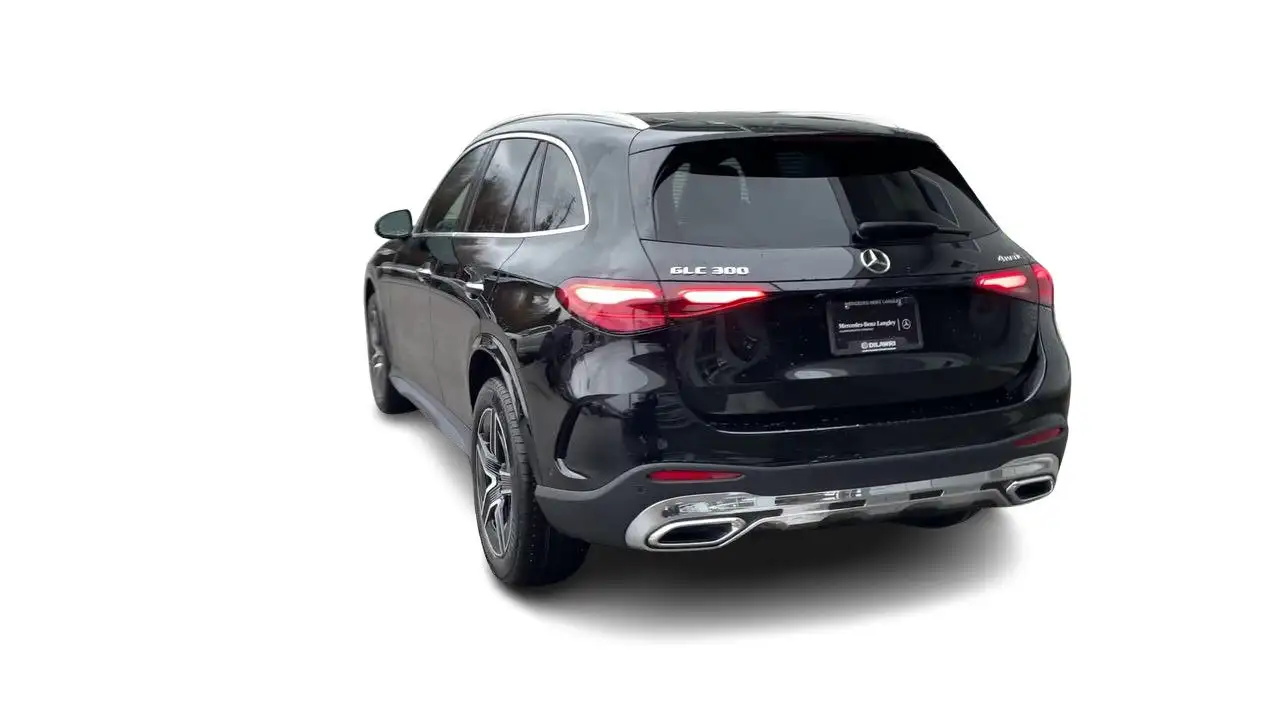 Mercedes-Benz GLC снимка Mercedes-Benz GLC