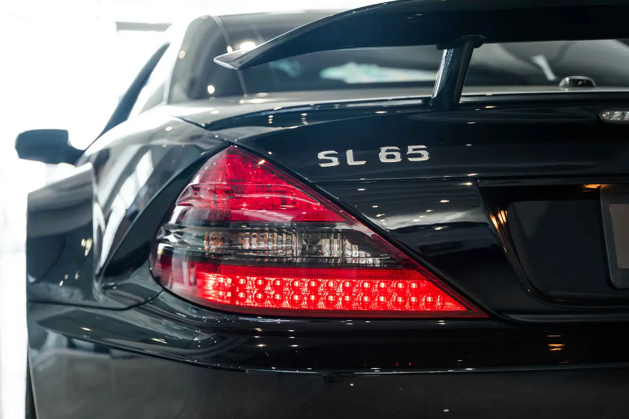 Mercedes-Benz SL снимка Mercedes-Benz SL