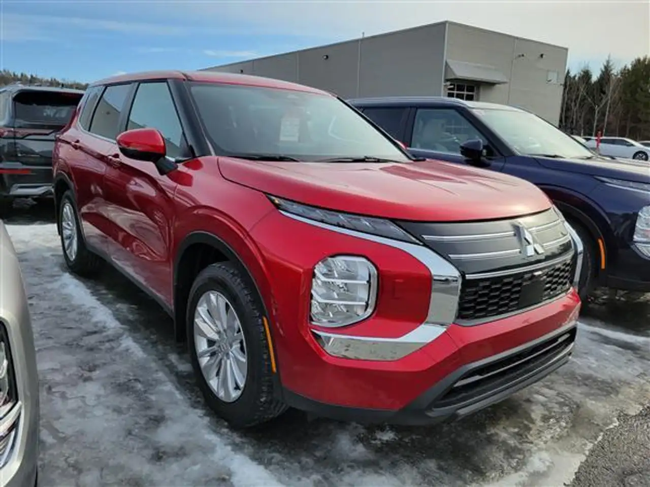 Mitsubishi Outlander снимка Mitsubishi Outlander
