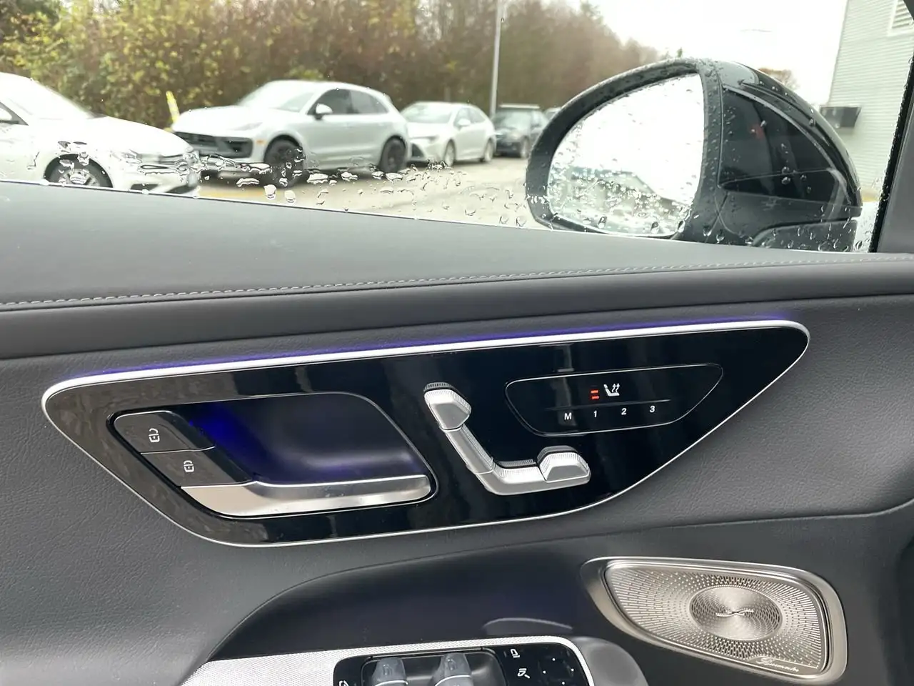 Mercedes-Benz GLC снимка Mercedes-Benz GLC