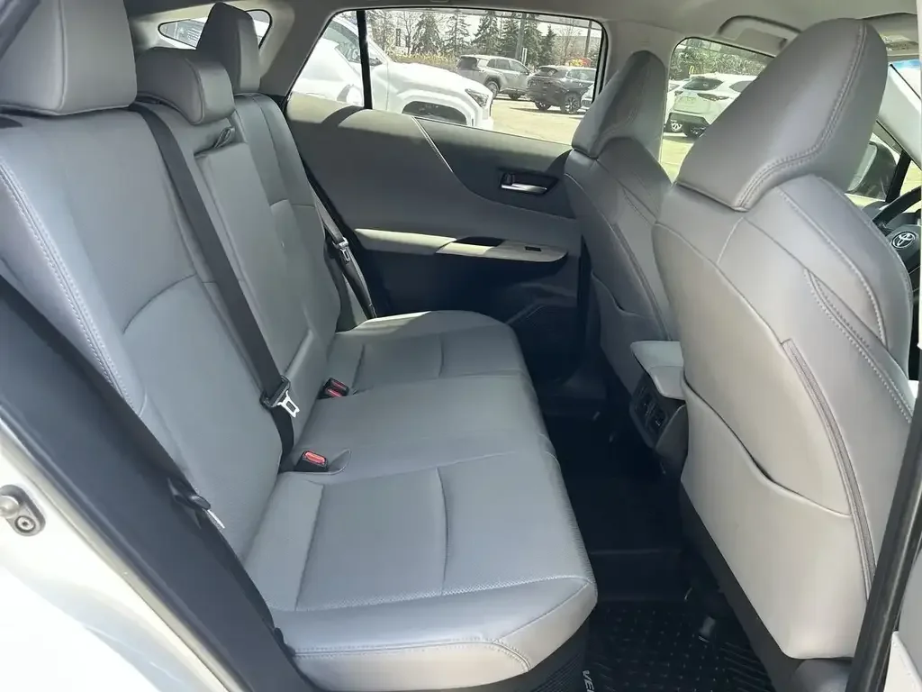 Toyota Venza снимка Toyota Venza