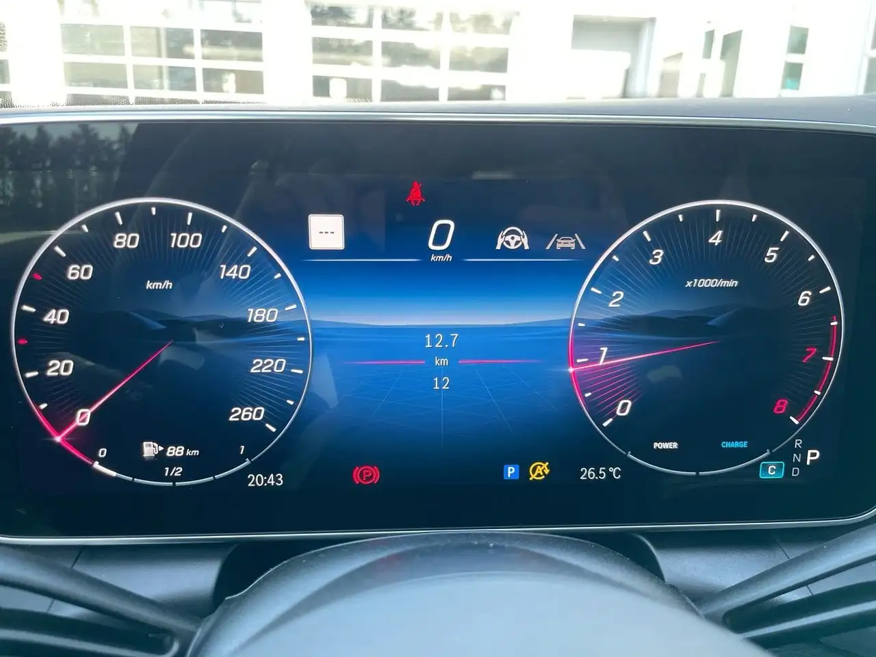 Mercedes-Benz GLC снимка Mercedes-Benz GLC