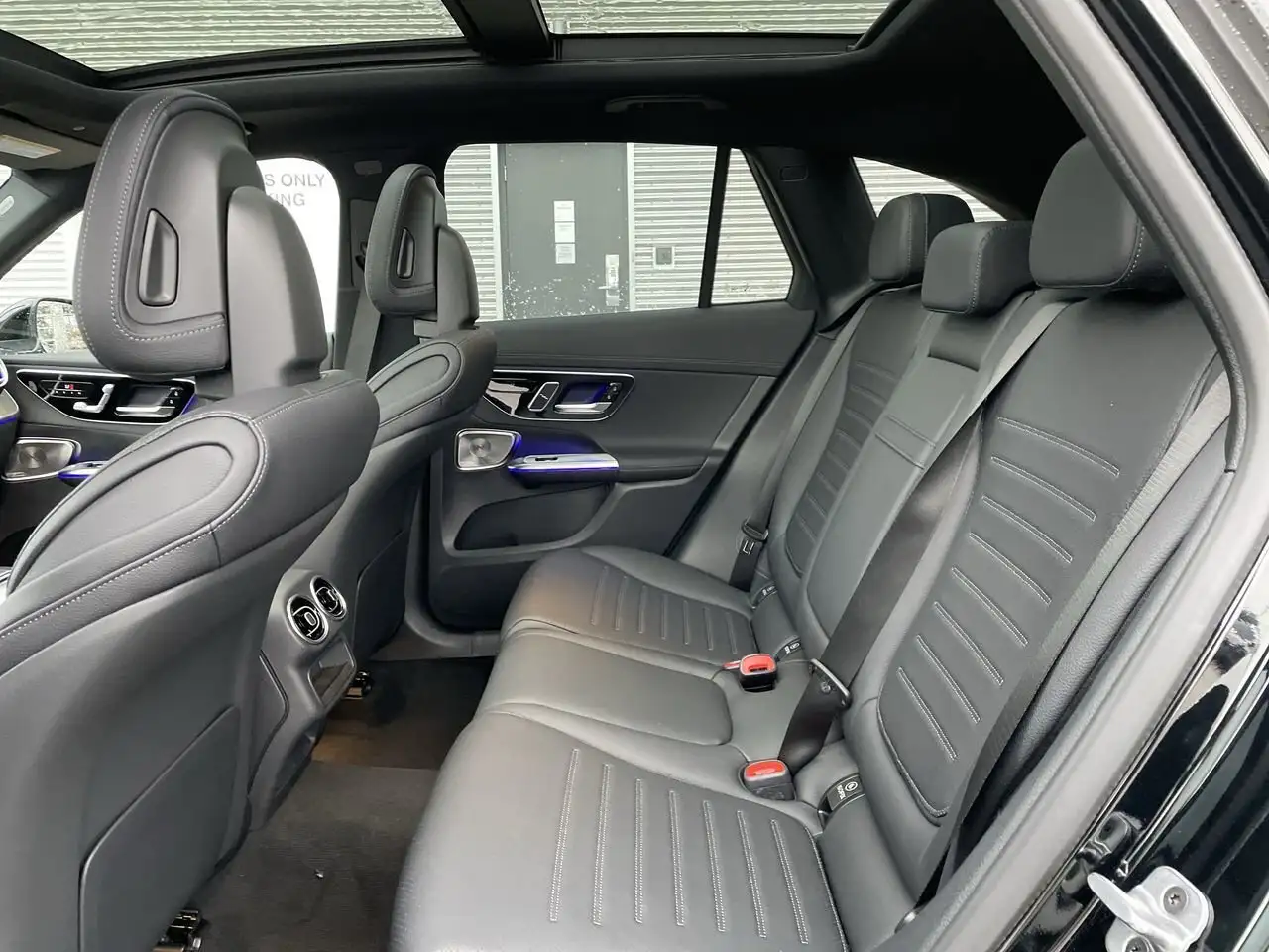 Mercedes-Benz GLC снимка Mercedes-Benz GLC
