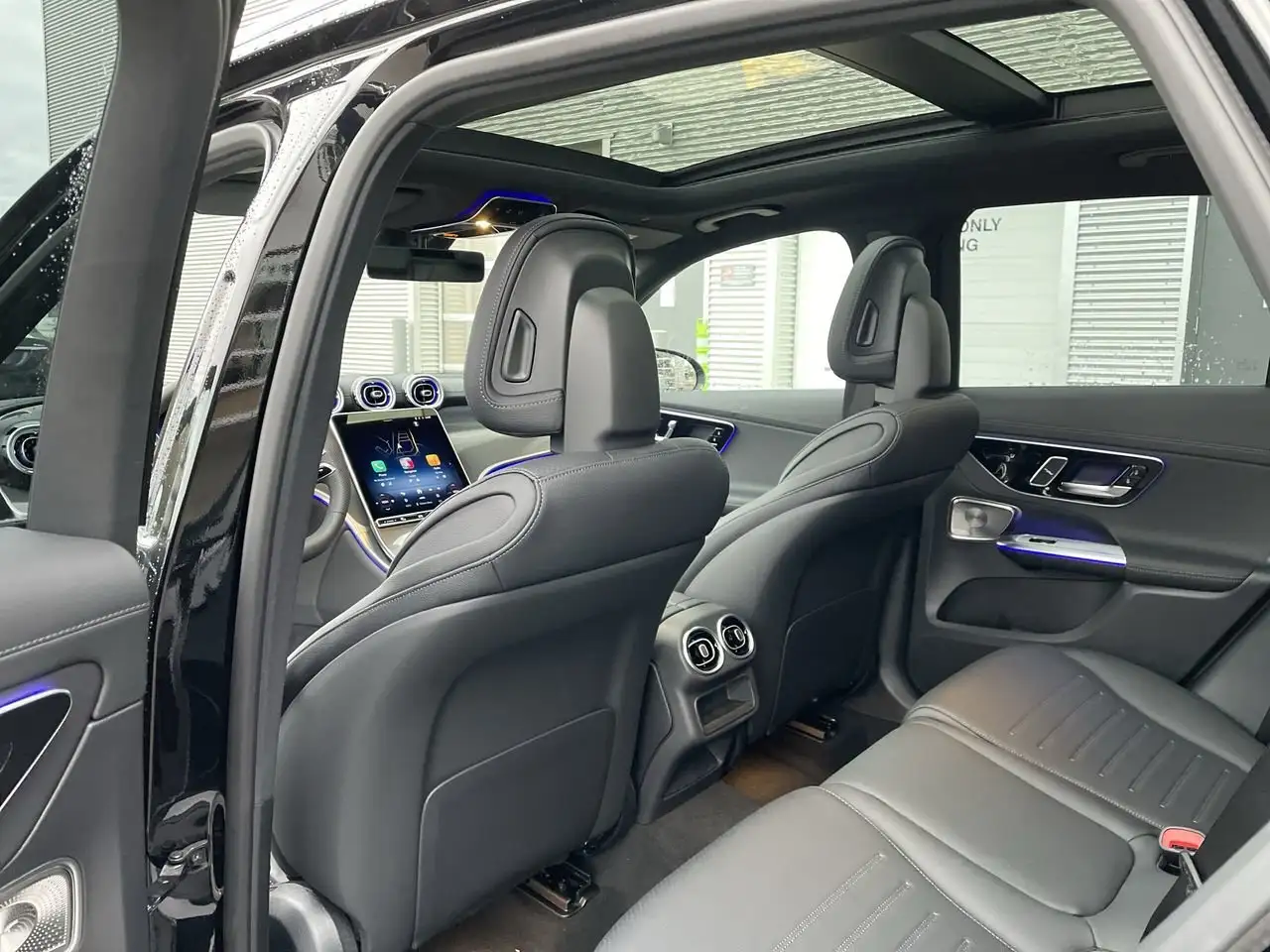 Mercedes-Benz GLC снимка Mercedes-Benz GLC
