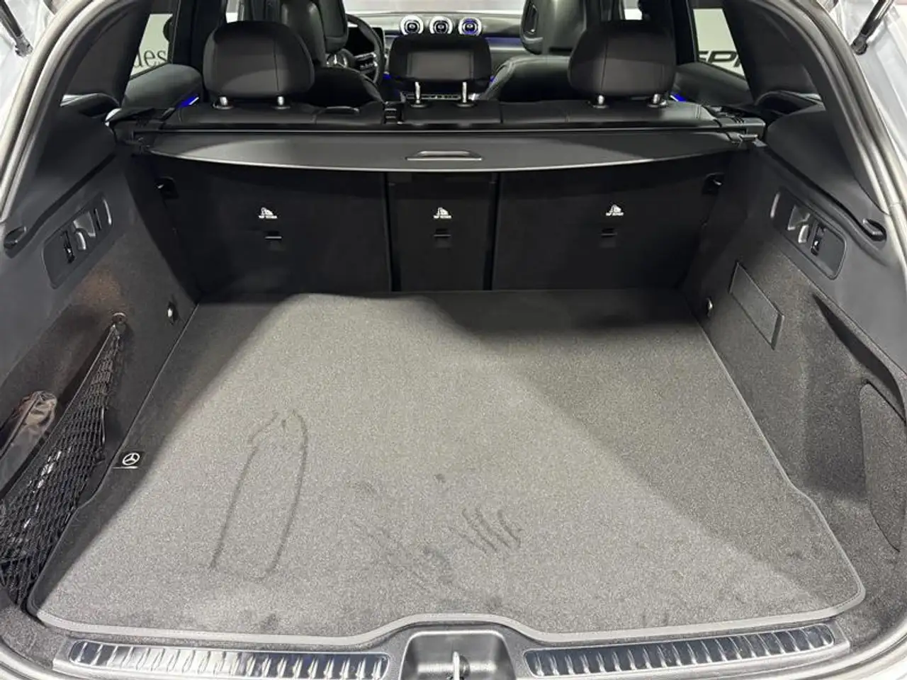 Mercedes-Benz GLC снимка Mercedes-Benz GLC