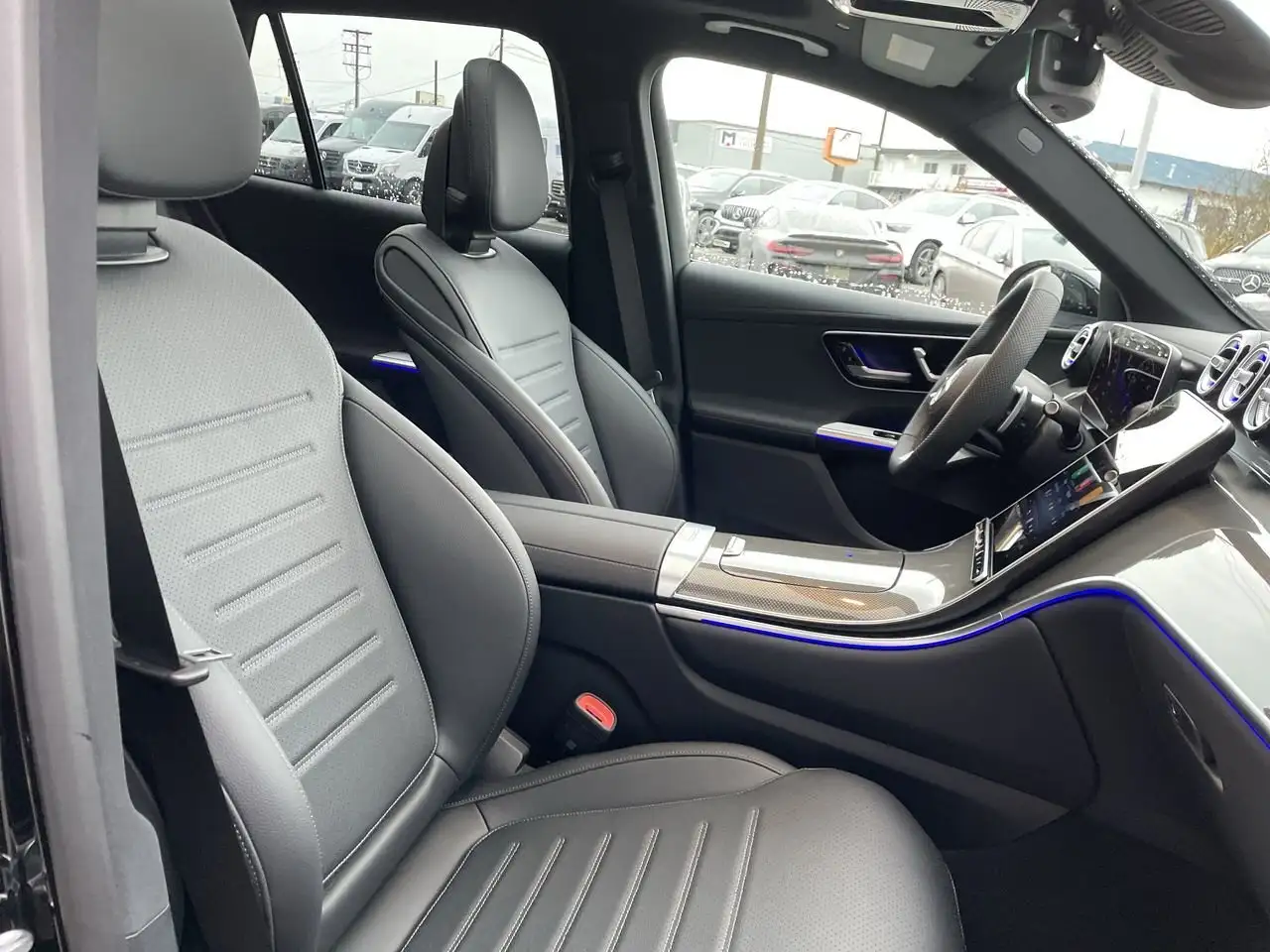 Mercedes-Benz GLC снимка Mercedes-Benz GLC