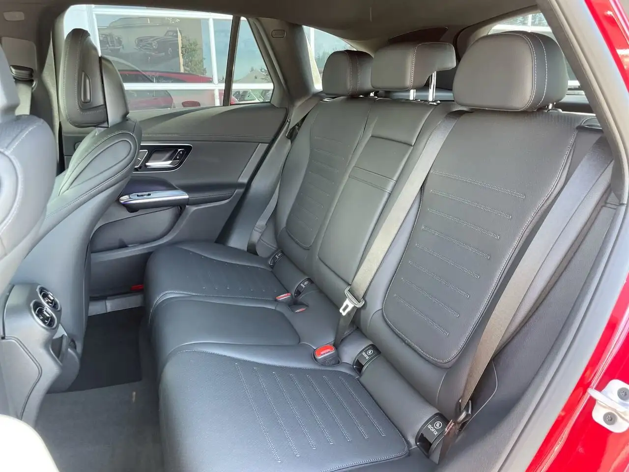 Mercedes-Benz GLC снимка Mercedes-Benz GLC
