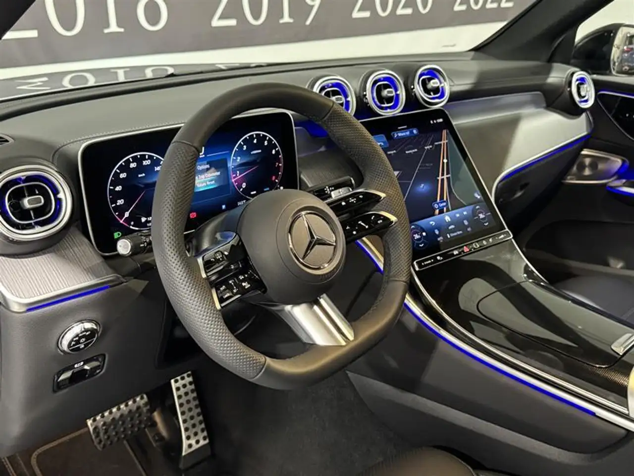 Mercedes-Benz GLC снимка Mercedes-Benz GLC