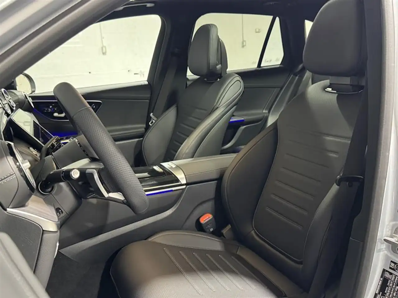 Mercedes-Benz GLC снимка Mercedes-Benz GLC