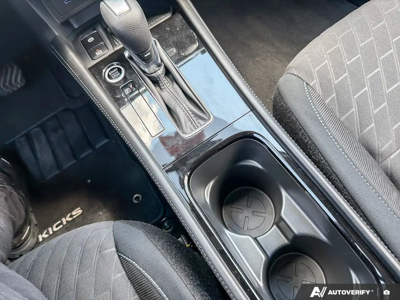 Nissan Kicks fotografie Nissan Kicks
