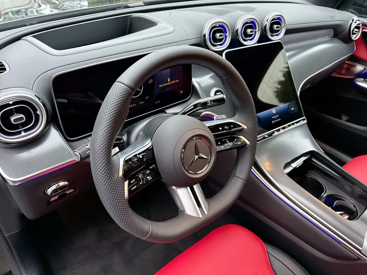 Mercedes-Benz GLC снимка Mercedes-Benz GLC