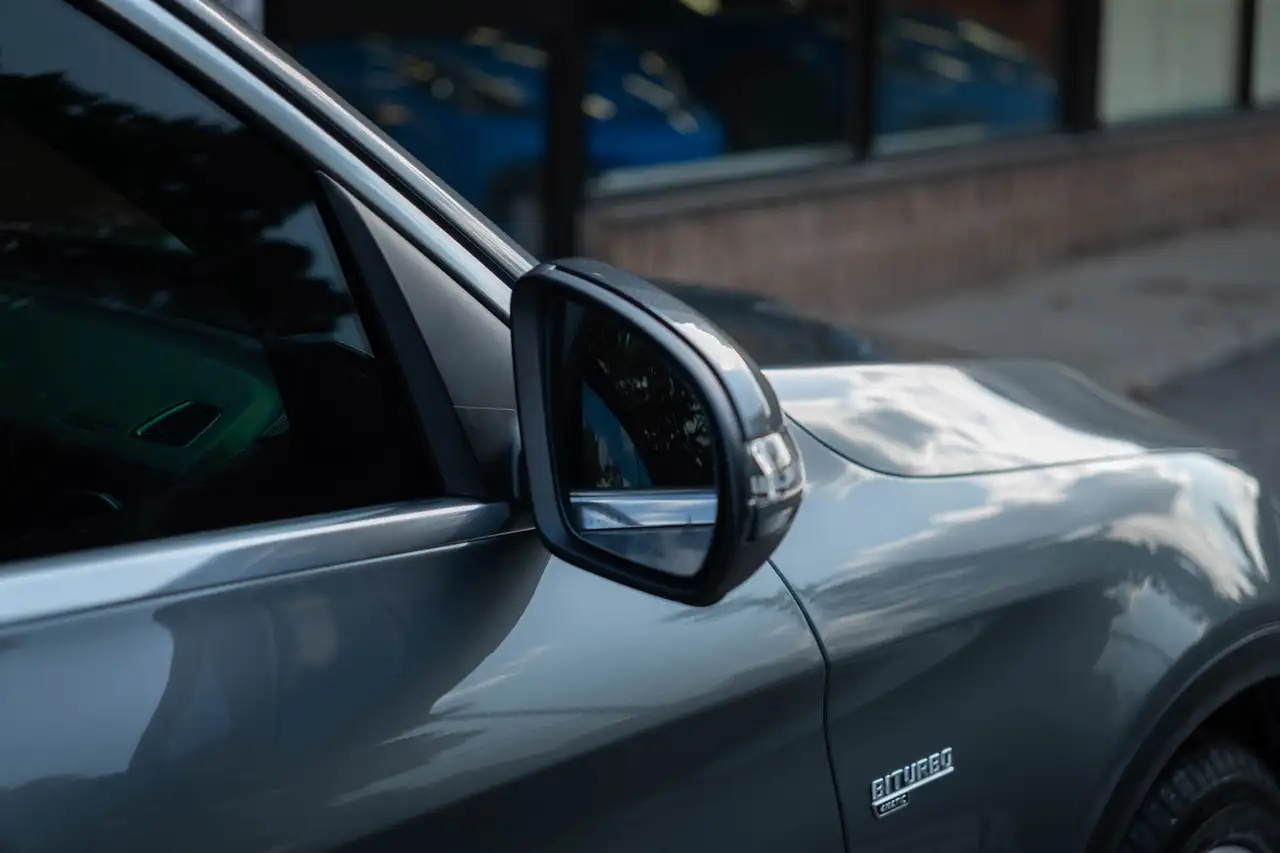 Mercedes-Benz GLC снимка Mercedes-Benz GLC
