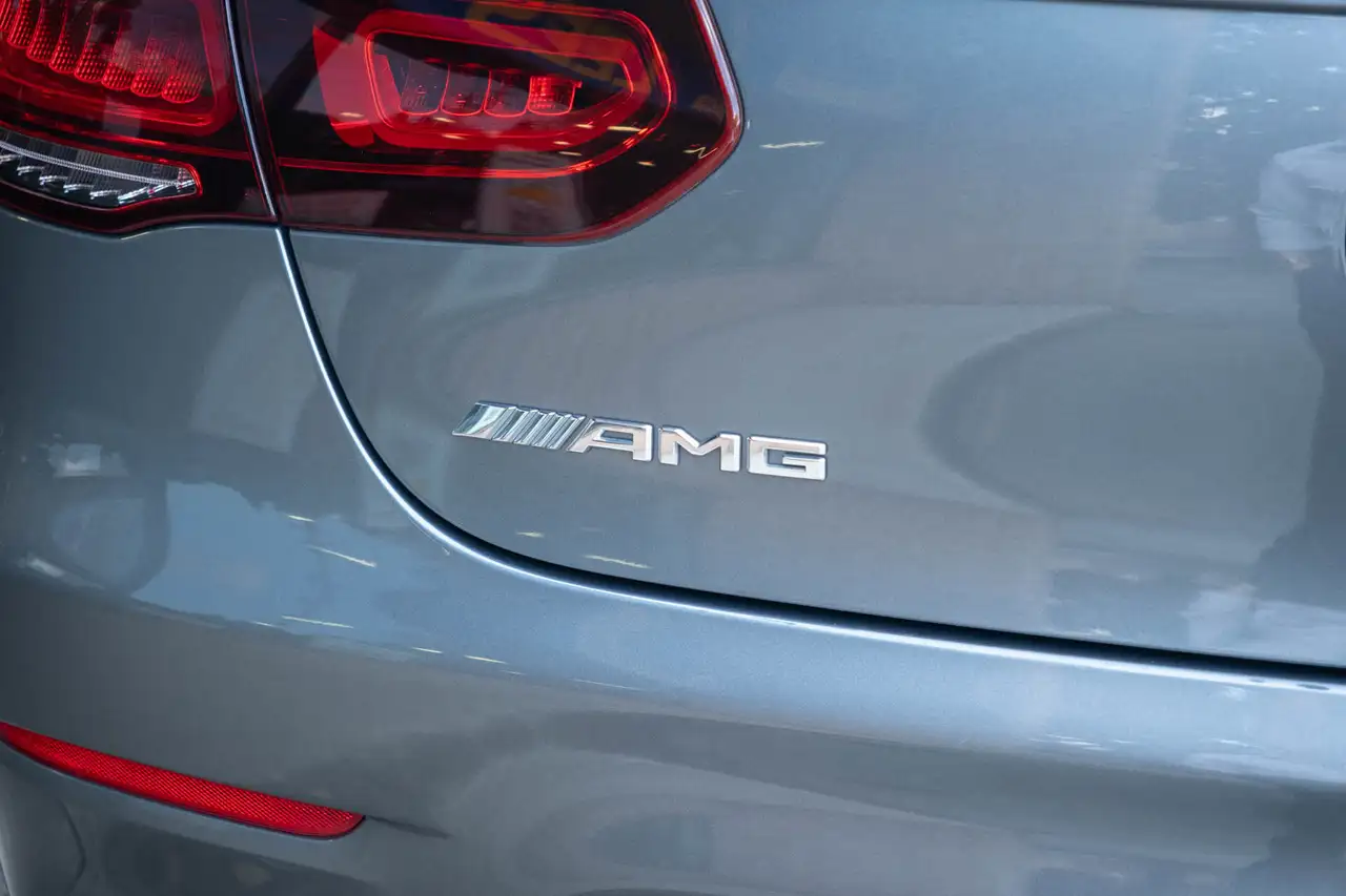 Mercedes-Benz GLC снимка Mercedes-Benz GLC