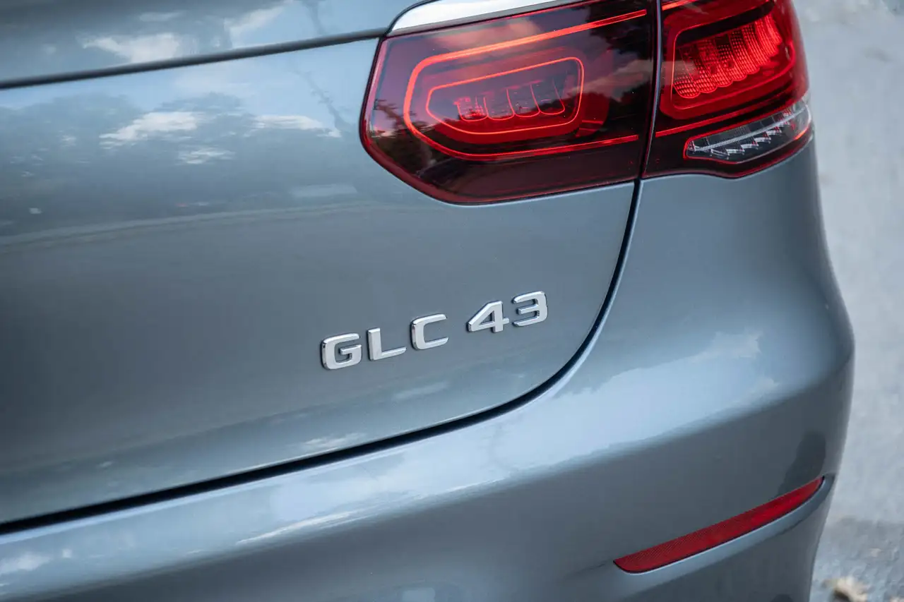 Mercedes-Benz GLC снимка Mercedes-Benz GLC