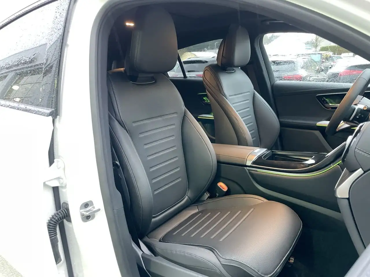 Mercedes-Benz GLC снимка Mercedes-Benz GLC