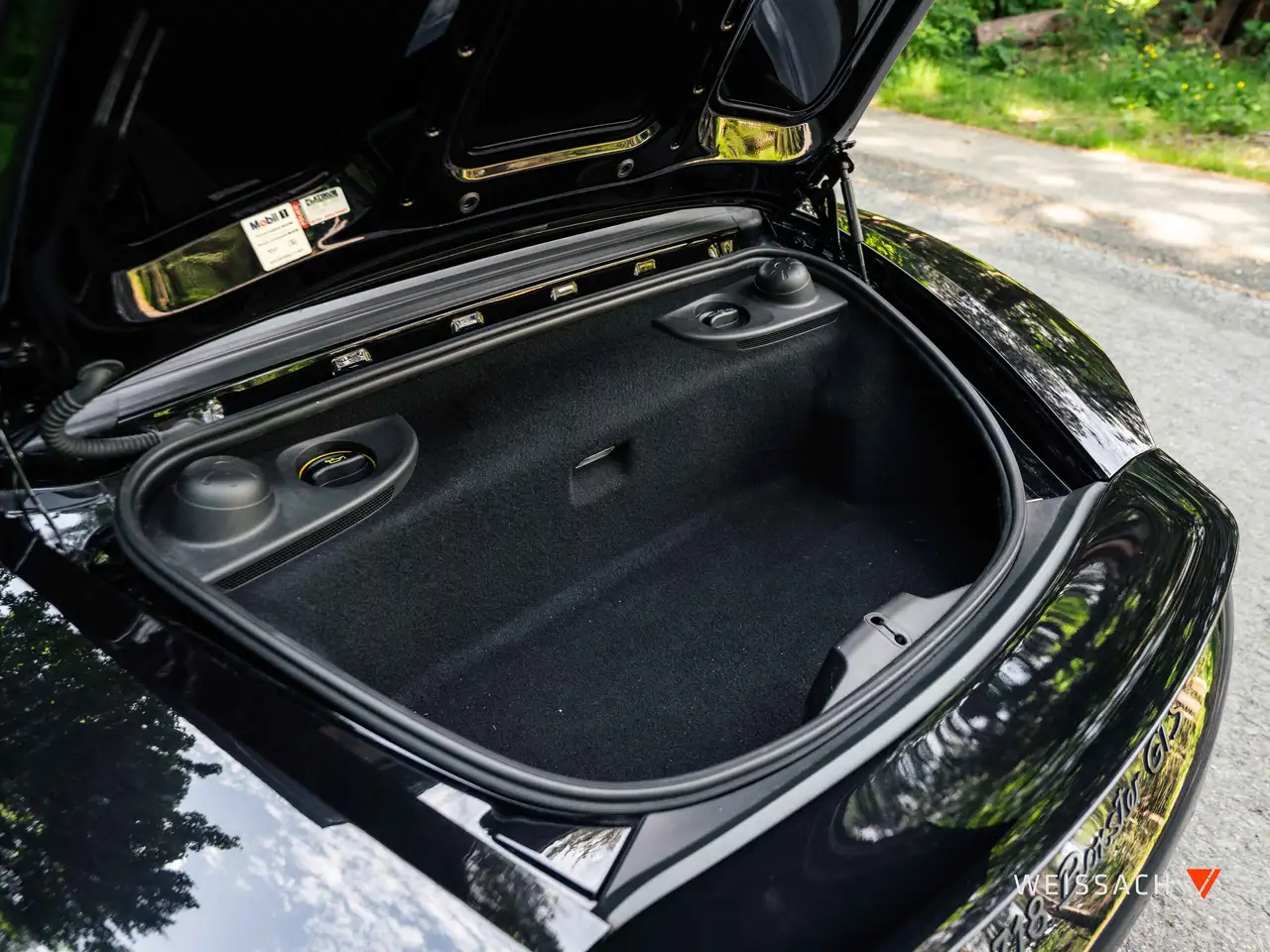 Porsche 718 Boxster photo Porsche 718 Boxster