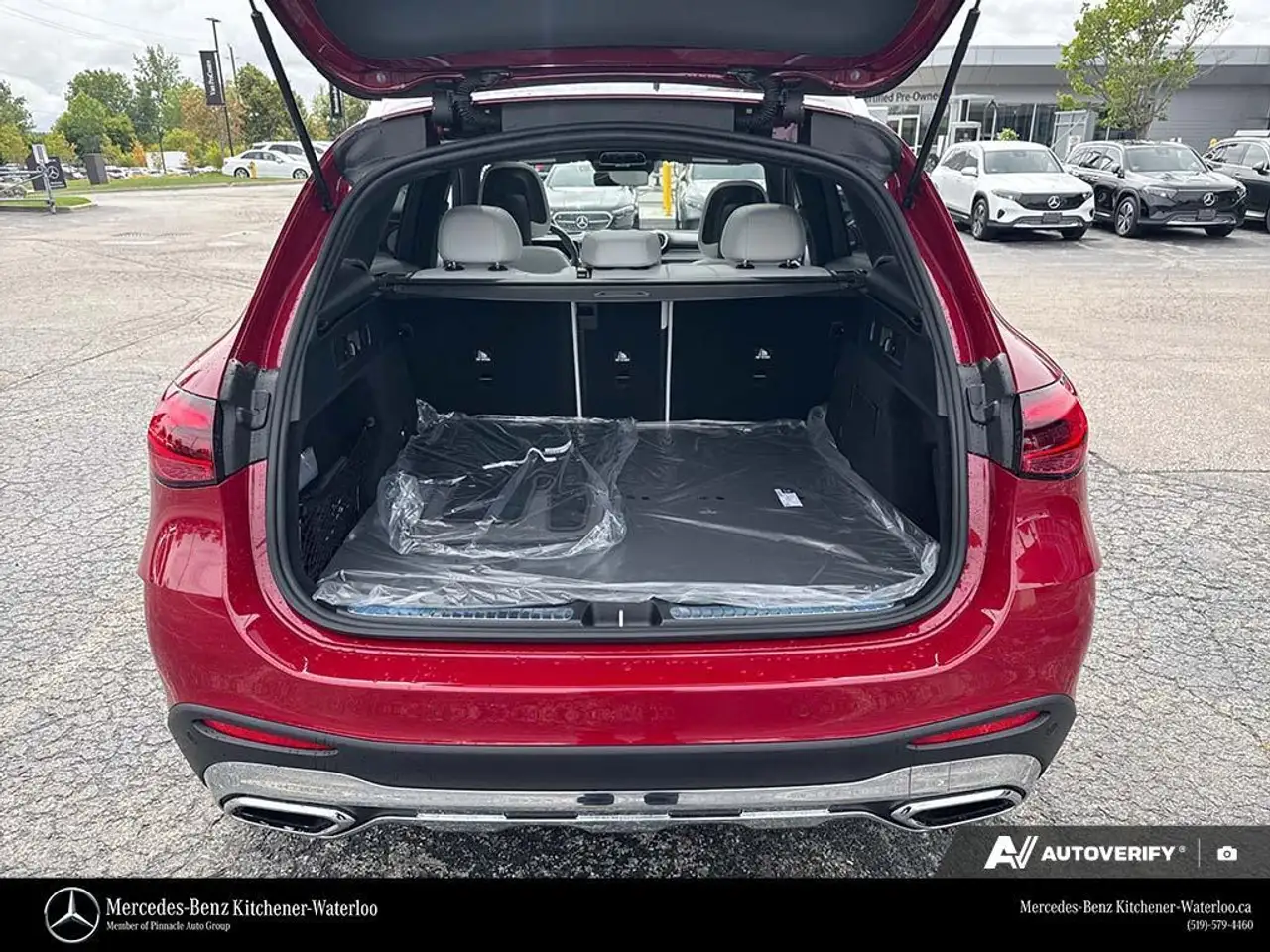Mercedes-Benz GLC снимка Mercedes-Benz GLC