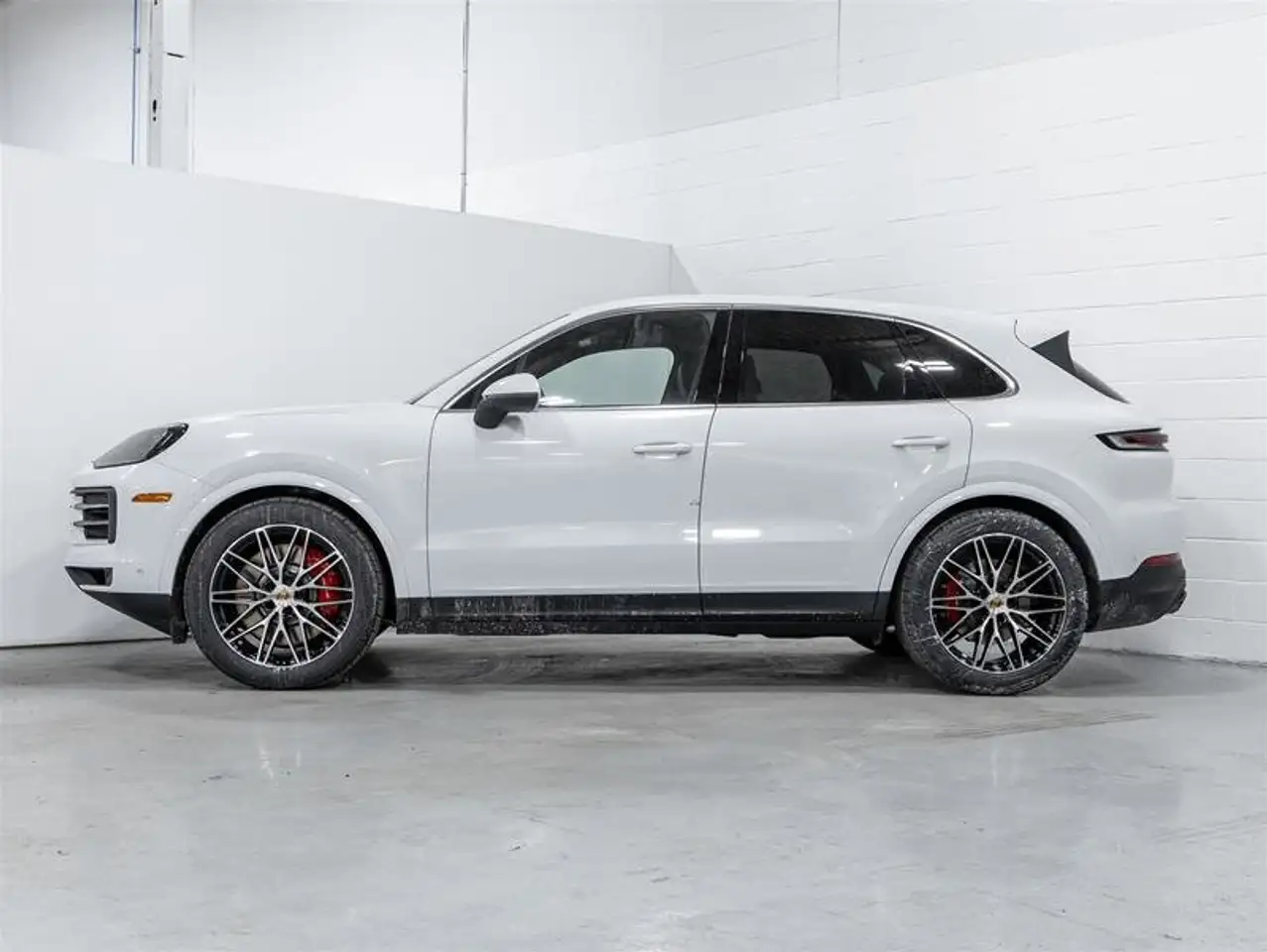 Porsche Cayenne снимка Porsche Cayenne
