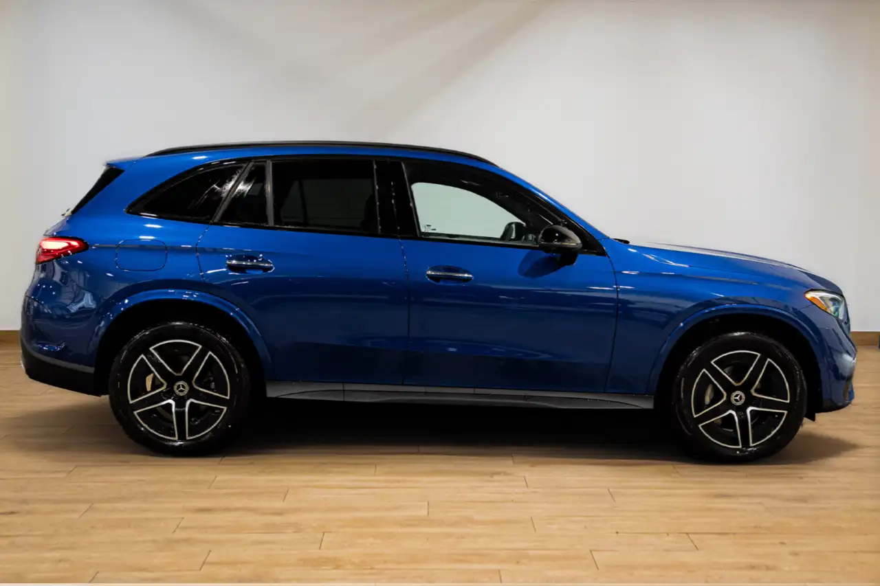 Mercedes-Benz GLC снимка Mercedes-Benz GLC
