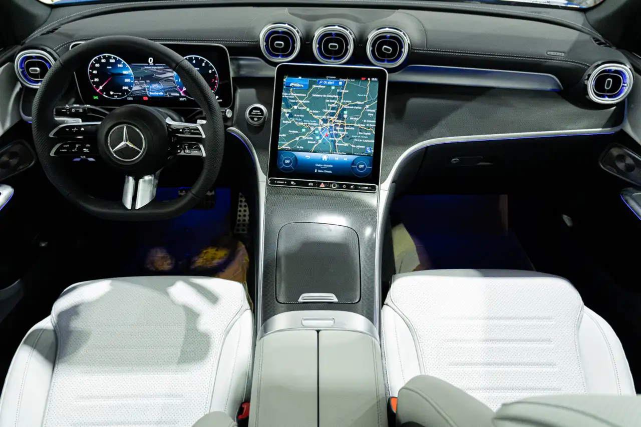 Mercedes-Benz GLC снимка Mercedes-Benz GLC