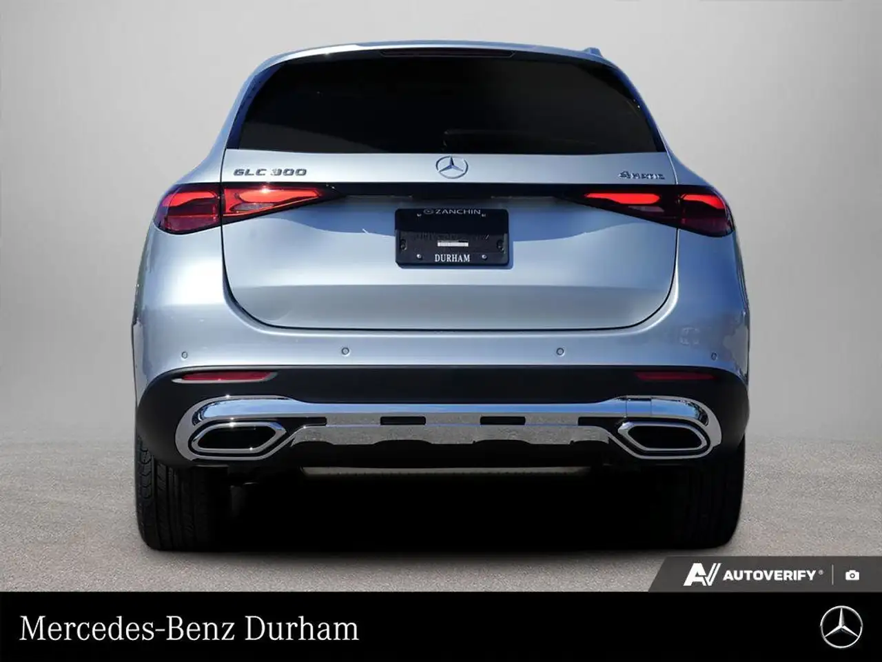 Mercedes-Benz GLC снимка Mercedes-Benz GLC