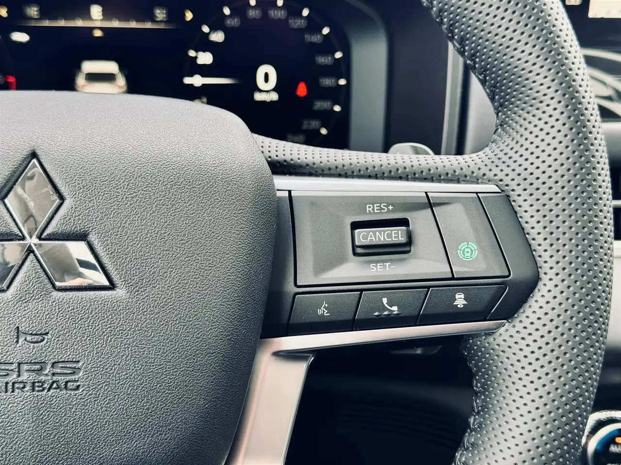 Mitsubishi Outlander fotografie Mitsubishi Outlander