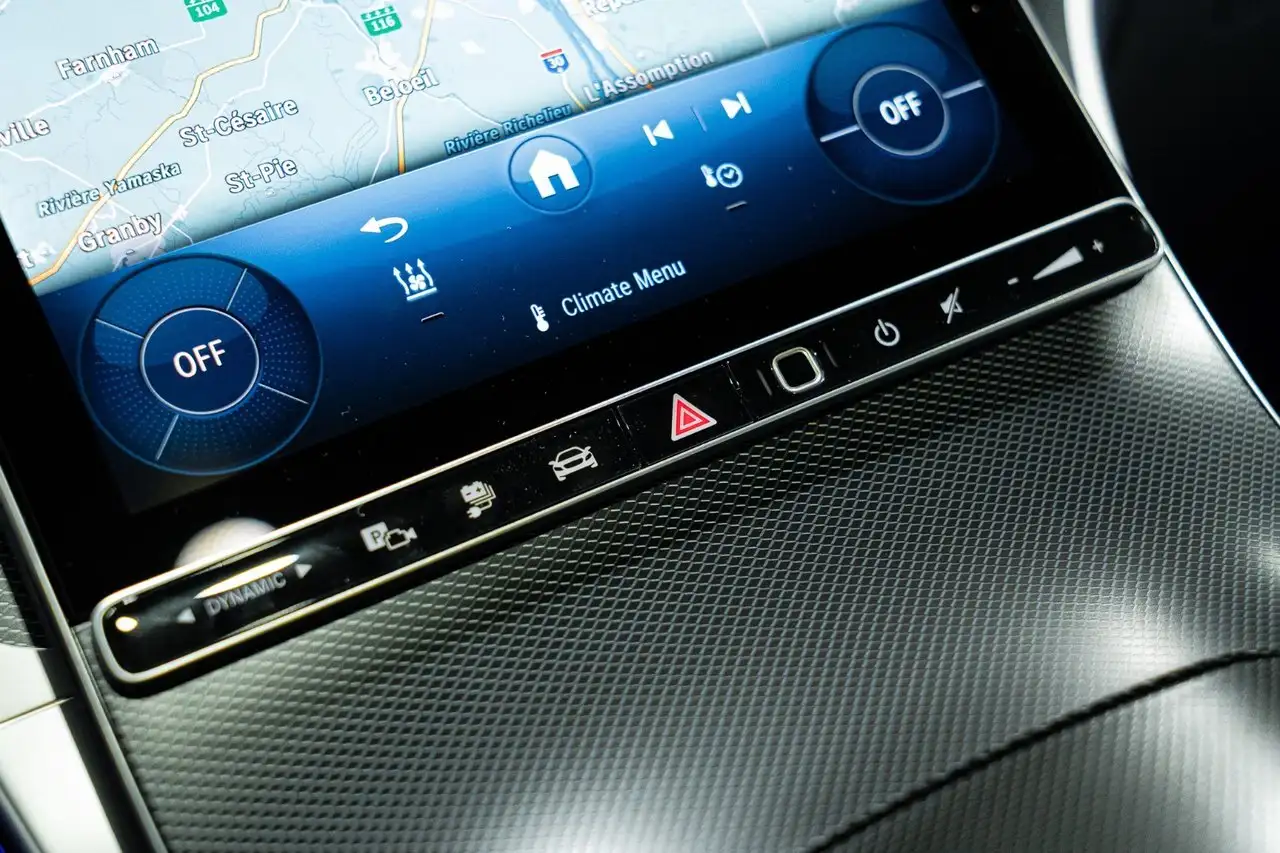 Mercedes-Benz GLC снимка Mercedes-Benz GLC