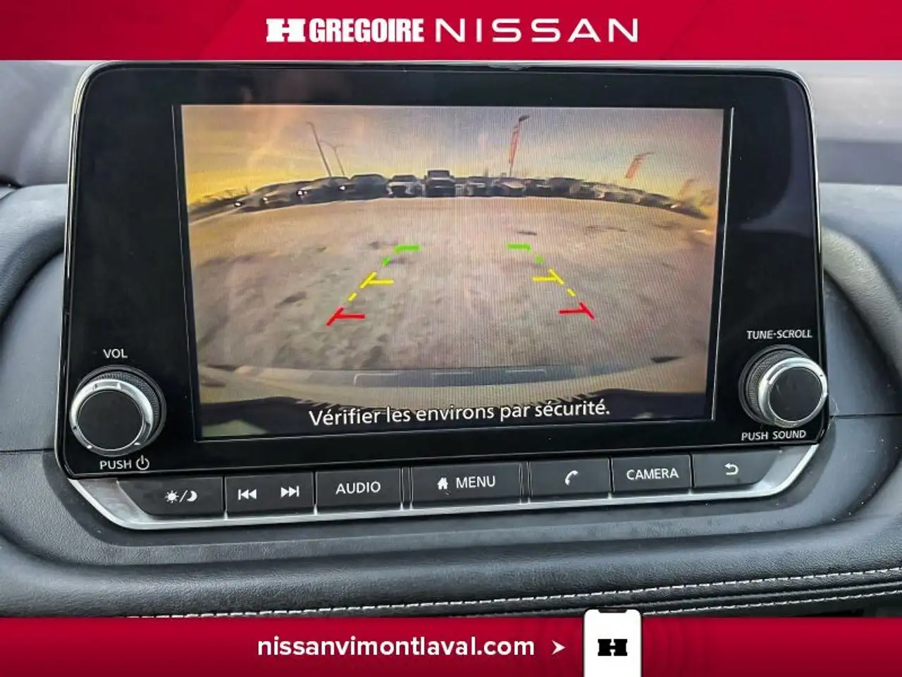 Nissan Rogue fotografie Nissan Rogue