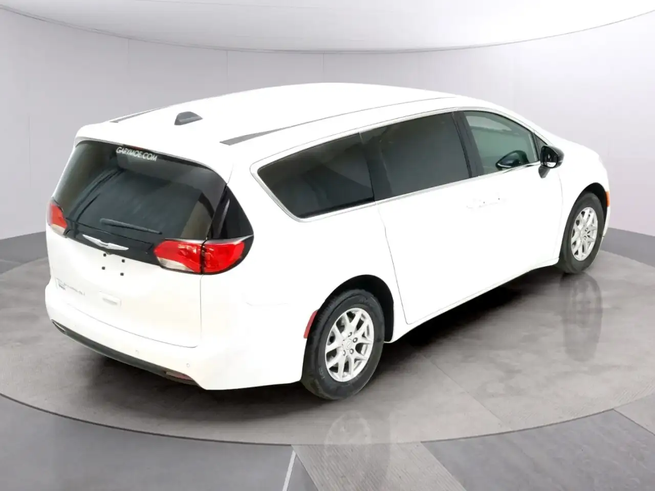 Chrysler Grand Caravan снимка Chrysler Grand Caravan