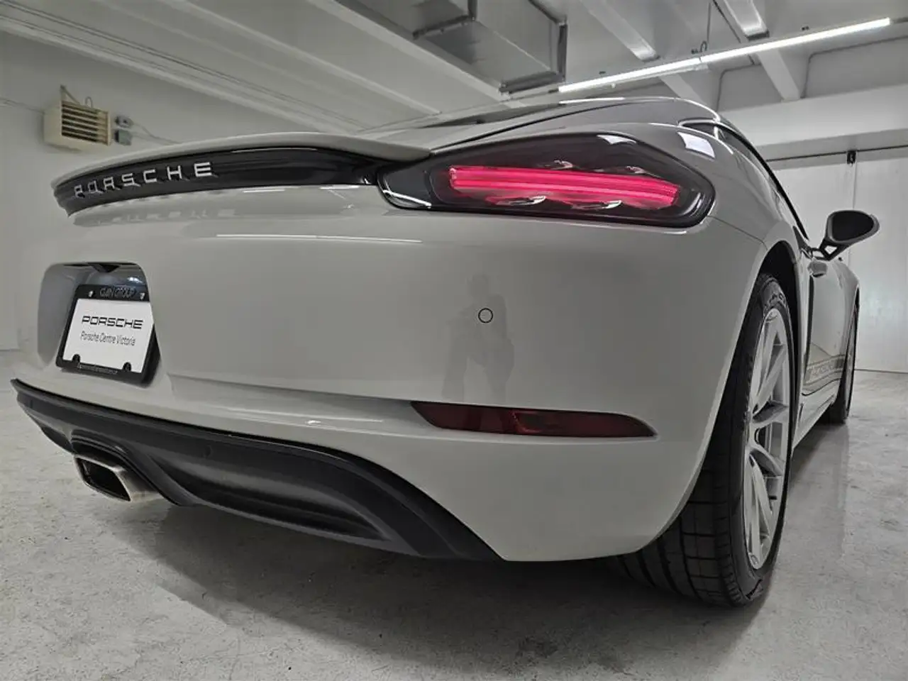 Porsche 718 Cayman снимка Porsche 718 Cayman