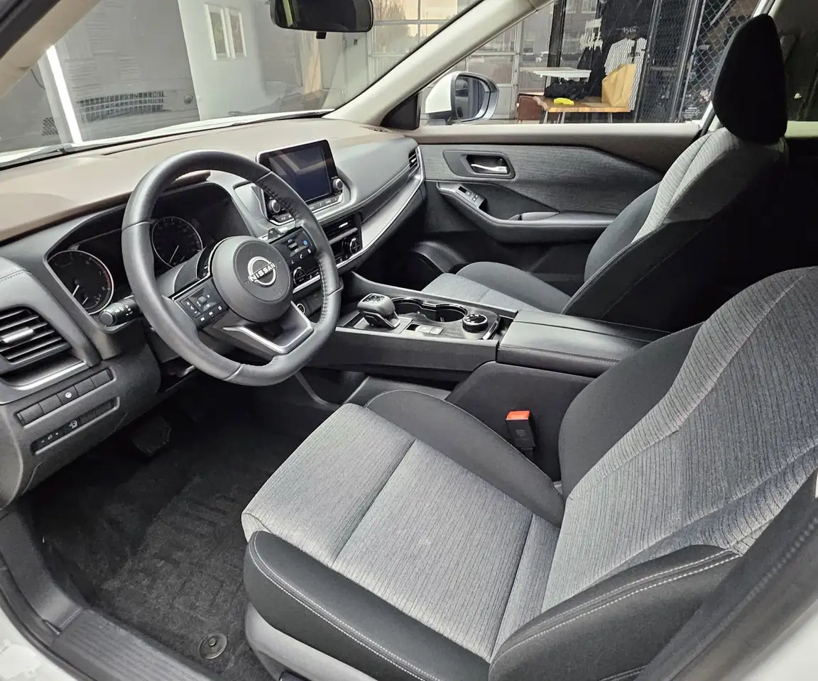 Nissan Rogue снимка Nissan Rogue