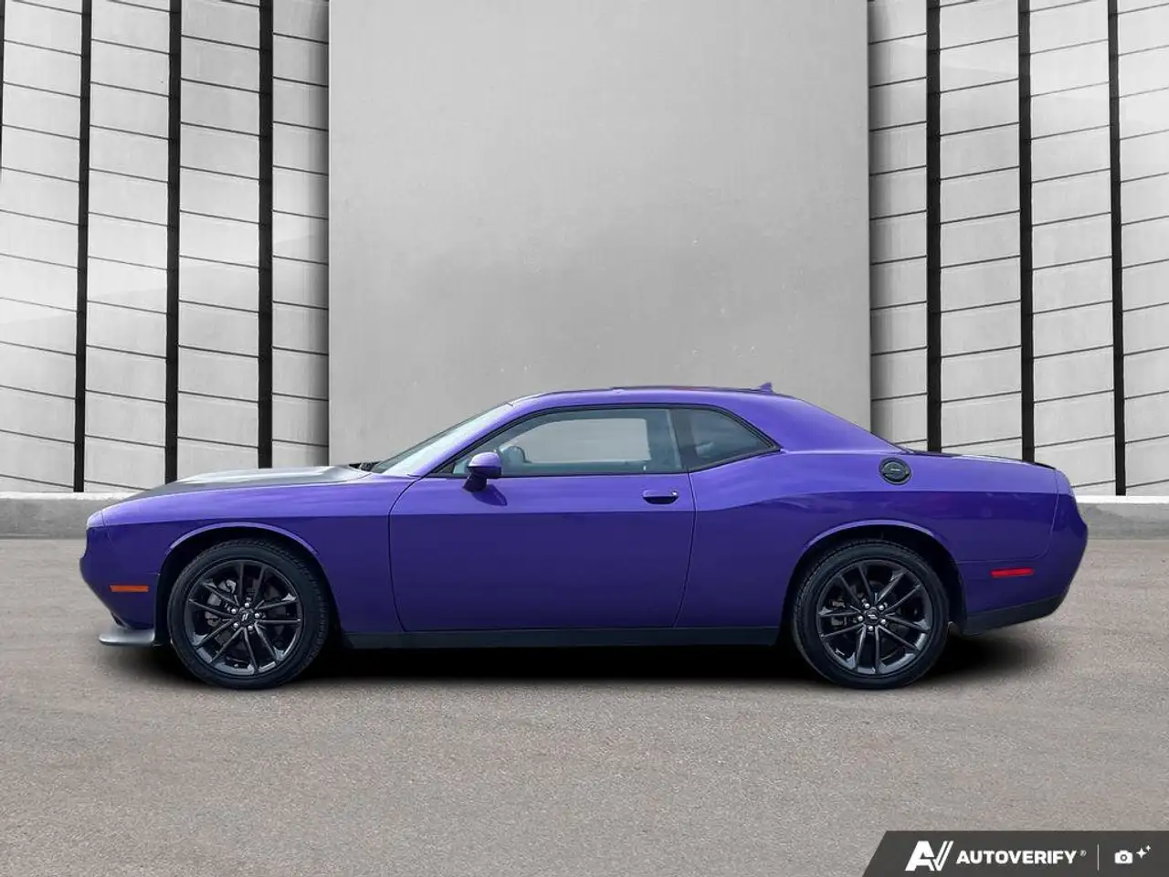 Dodge Challenger снимка Dodge Challenger
