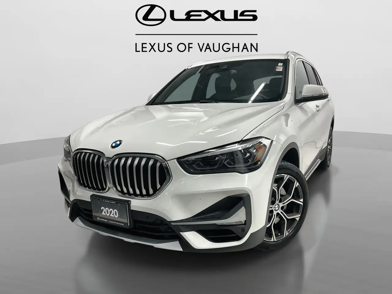 BMW X1 снимка BMW X1