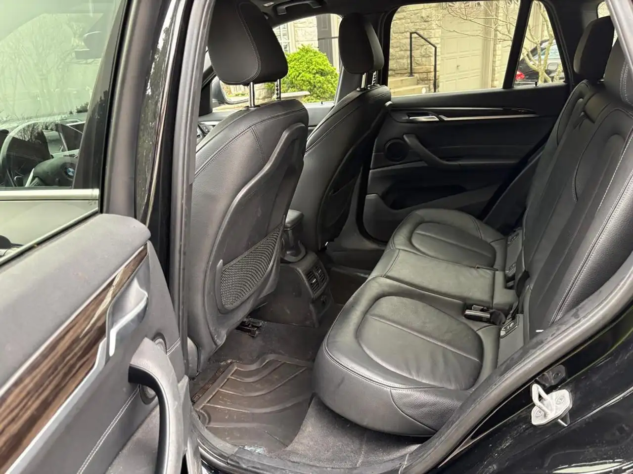 BMW X1 photo BMW X1