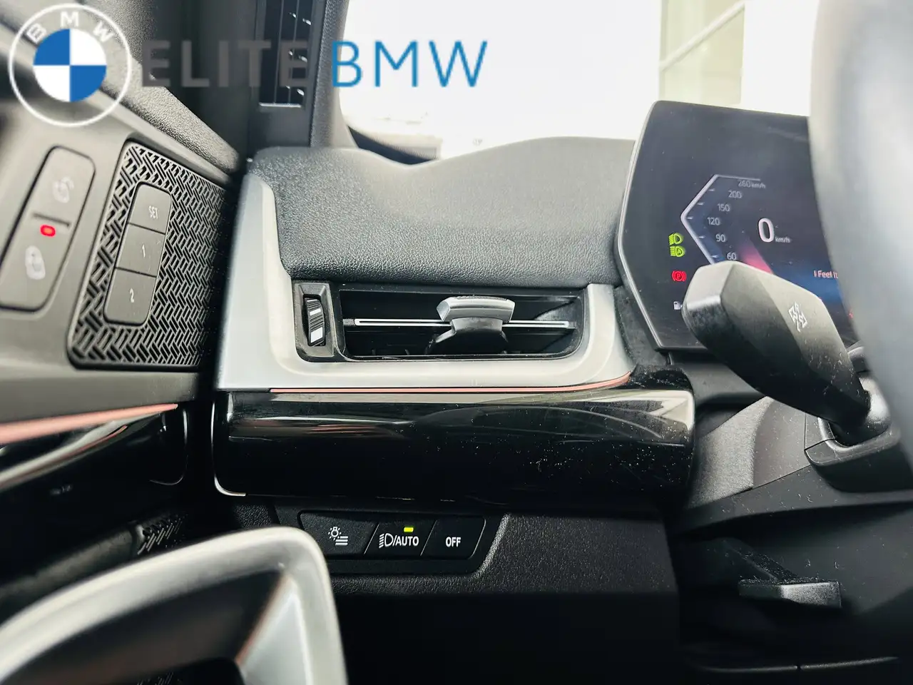 BMW X1 photo BMW X1