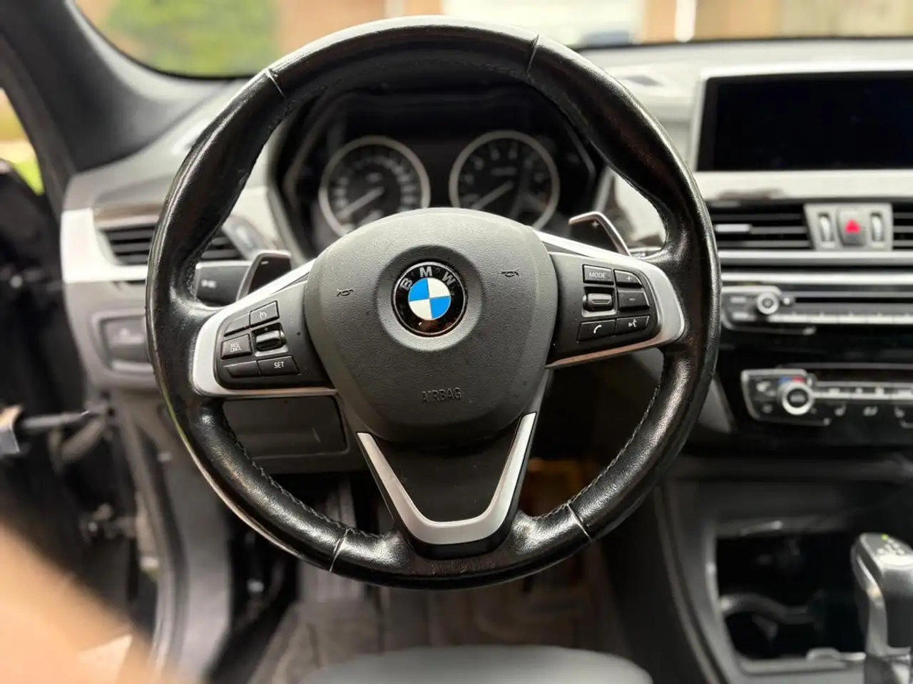 BMW X1 photo BMW X1
