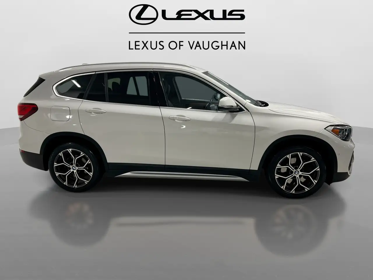 BMW X1 снимка BMW X1