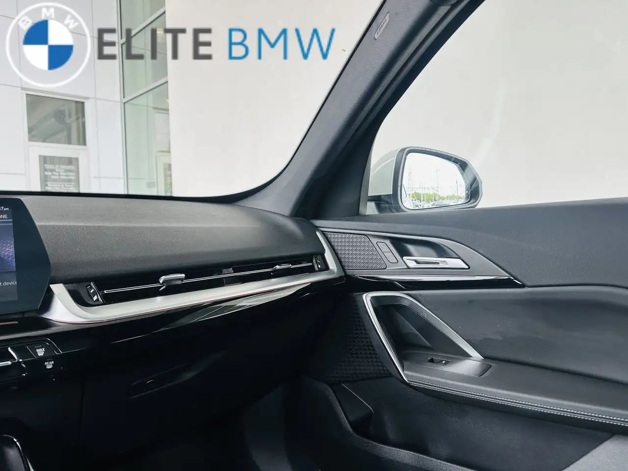 BMW X1 photo BMW X1