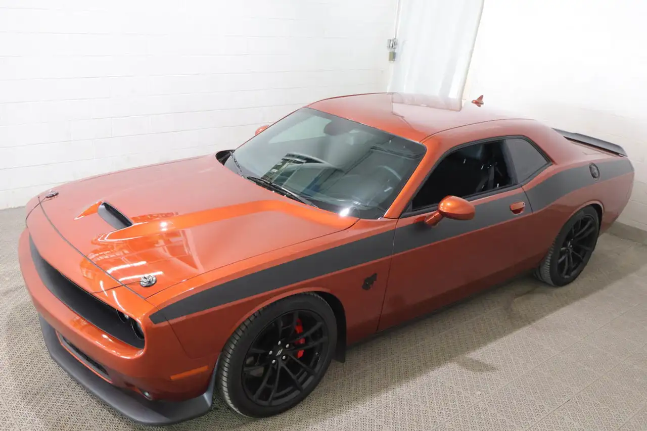 Dodge Challenger photo Dodge Challenger